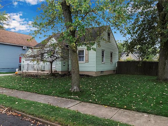 2nd image of 106 Pearl Ave