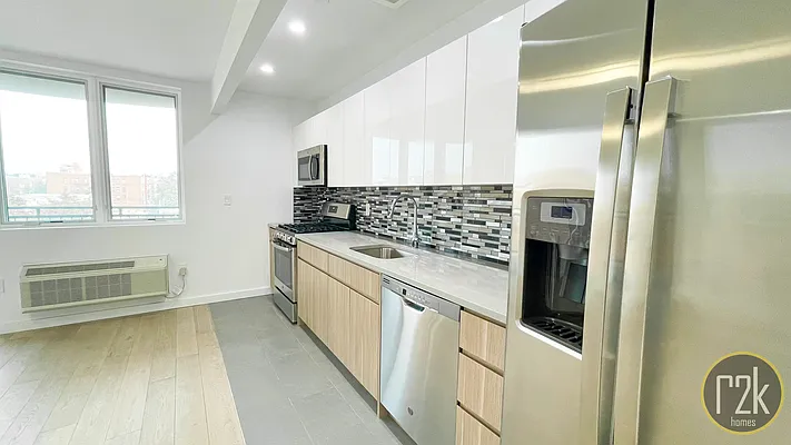 Rented by Realty 2000 Corp | media 3