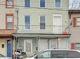 105 S 3rd St, Lebanon, PA 17042