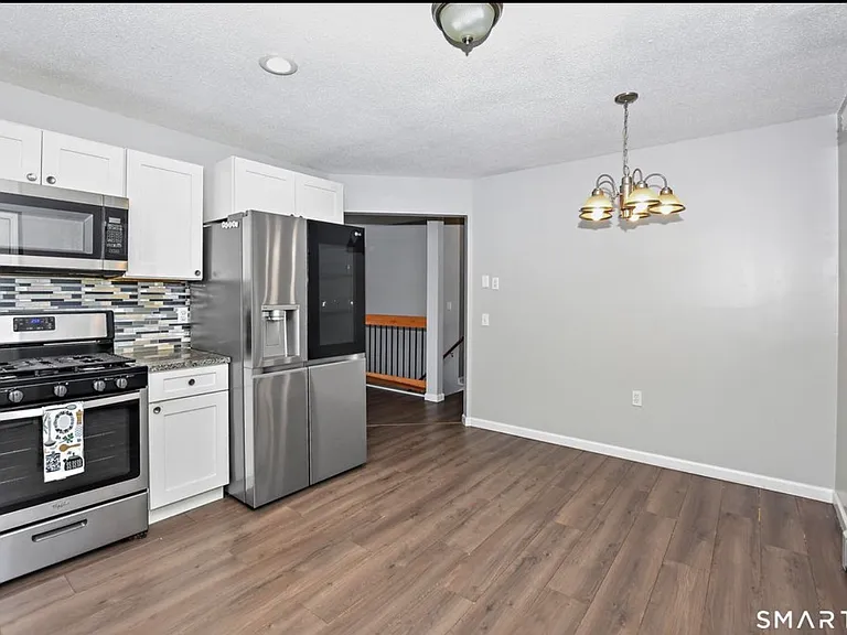 289 Salem Tpke — Photo 21