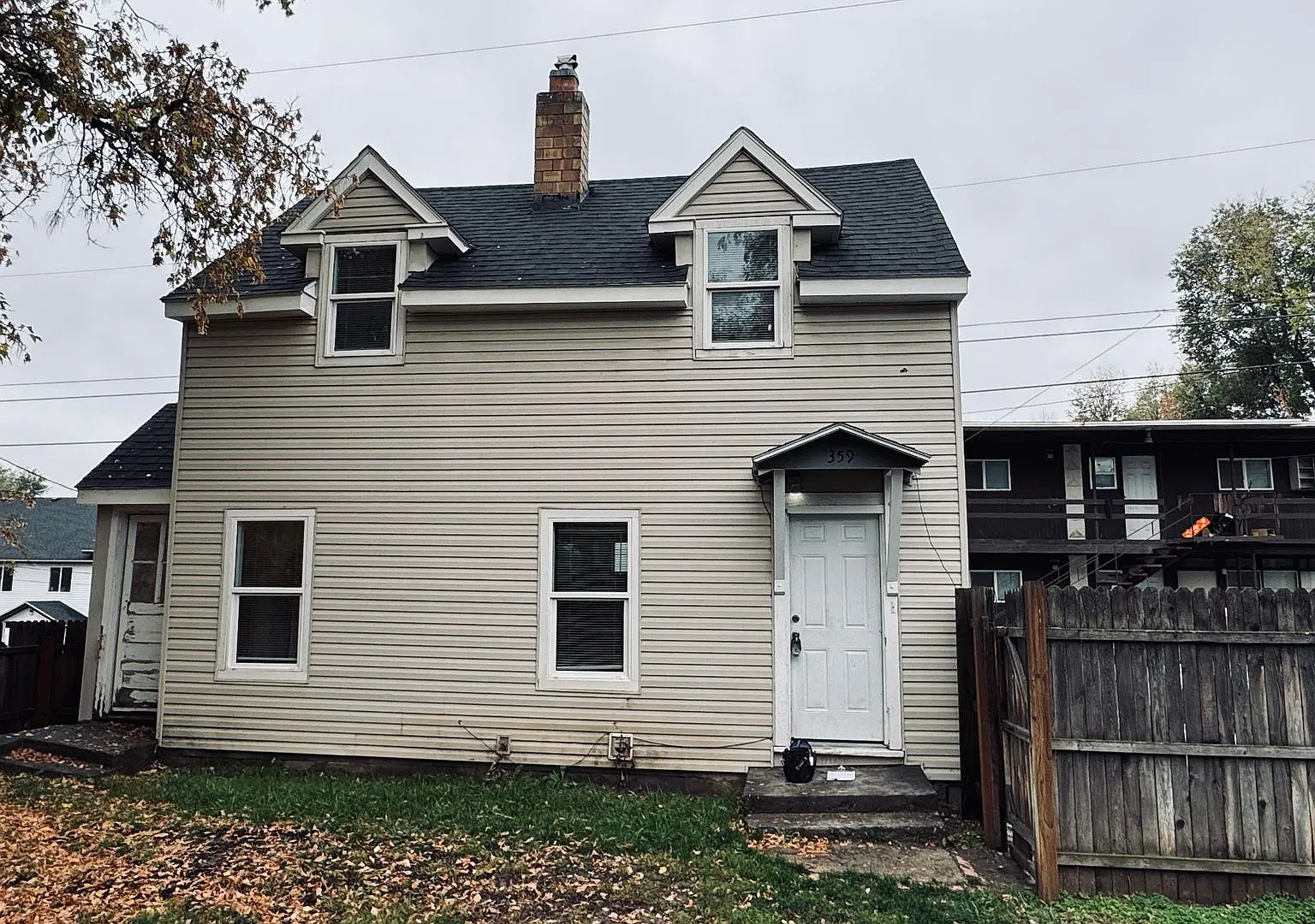 Cozy 2 Bed, 1 Bath Single-Family Home with Fenced Backyard Idaho Falls — Photo 1