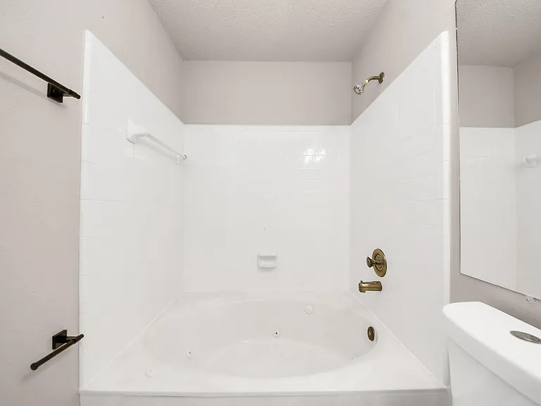 2910 Grants Lake Blvd #1205 — Photo 22