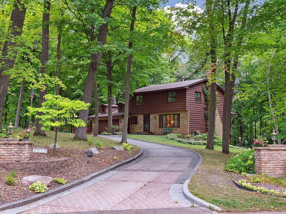 1st image of 2045 Hickory Dr