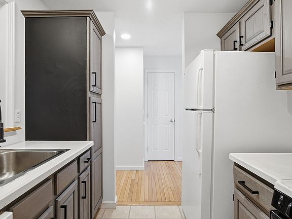 5th image of 18 Palmer Rd Unit 15