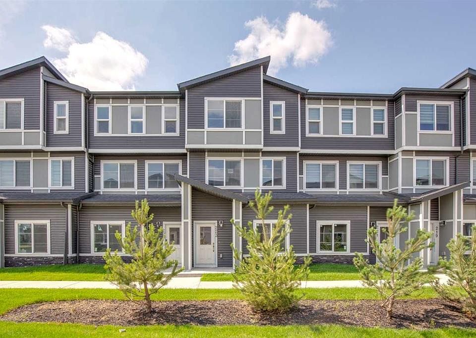 1st image of 75 W Cornerstone Row NE #223