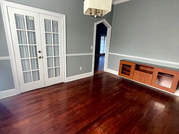 5th image of 2509 W Cleveland St