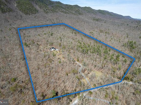 2nd image of 1131 Page Valley Rd