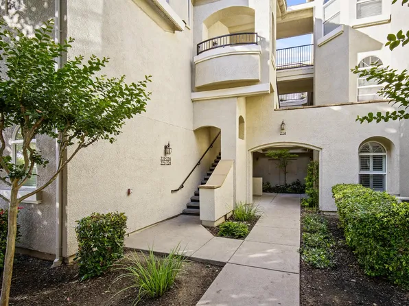 2230 Valley View Pkwy Unit 221, El Dorado Hills, CA 95762