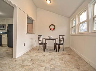 18 Walcott St UNIT 1, Hopkinton, MA 01748