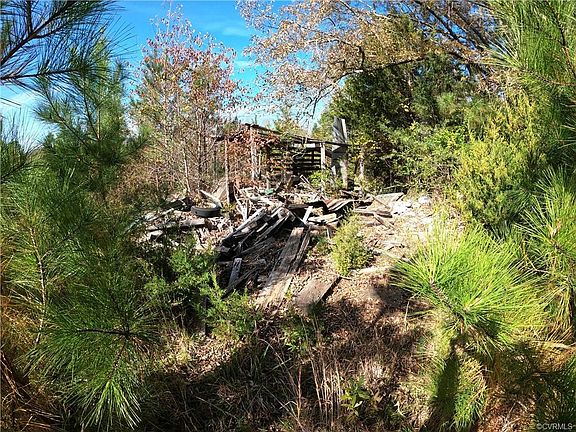3rd image of 16054 Woodlong Ln
