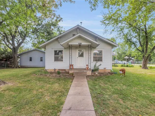 120 S Oak Haven Dr, Richmond, KS 66080