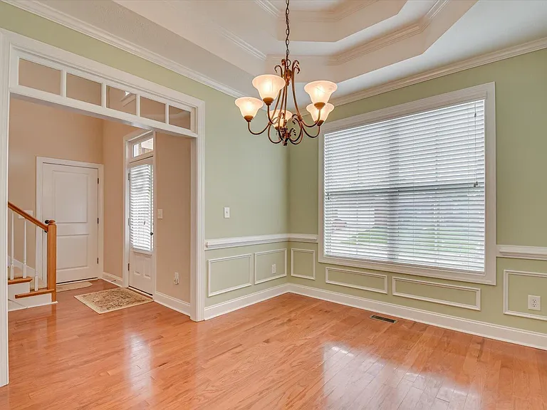 2520 Grier Cir — Photo 18