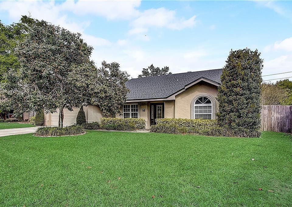1st image of 716 Silversmith Cir