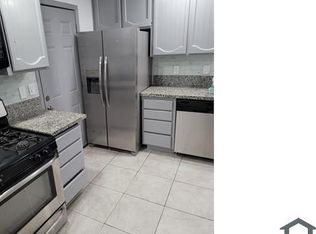 7763 Robinette Rd, Sacramento, CA 95828