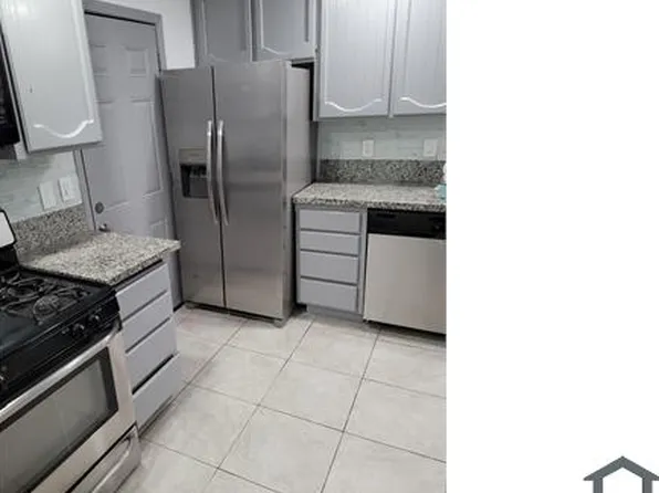 7763 Robinette Rd, Sacramento, CA 95828