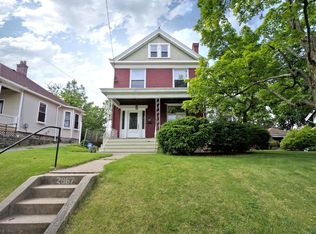 2867 Fischer Pl, Cincinnati, OH 45211