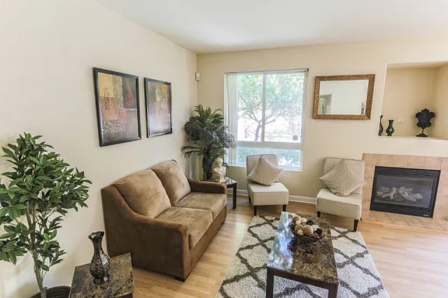483 Marble Arch Ave photo 1