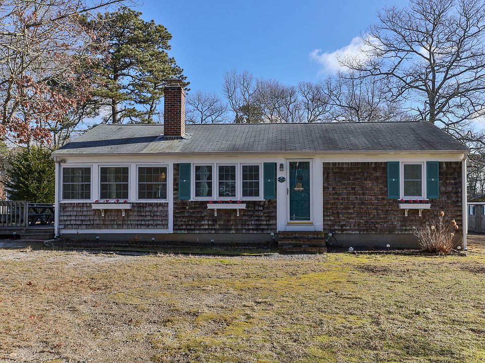 1st image of 30 Ashkins Drive