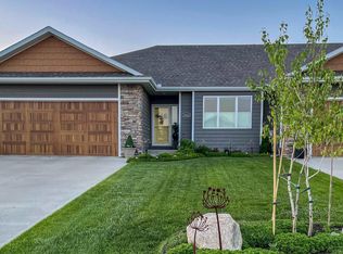 4243 Fremar Dr, Sioux City, IA 51104