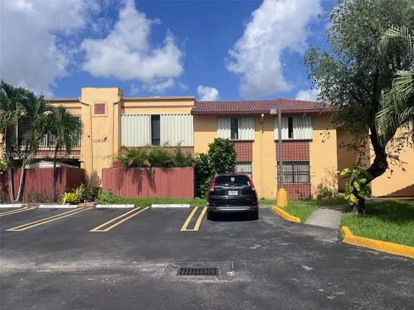 10839 NW 7th St APT 12-11, Miami, FL 33172