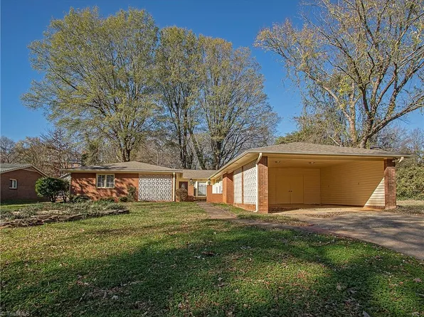 158 Surtees Rd, Winston Salem, NC 27104