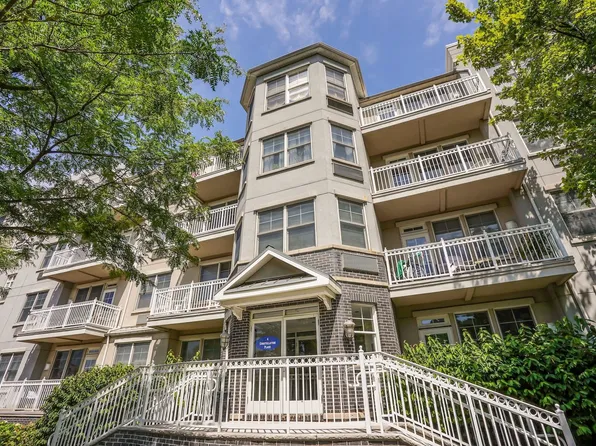 4 Constellation Pl APT 108, Jersey City, NJ 07305