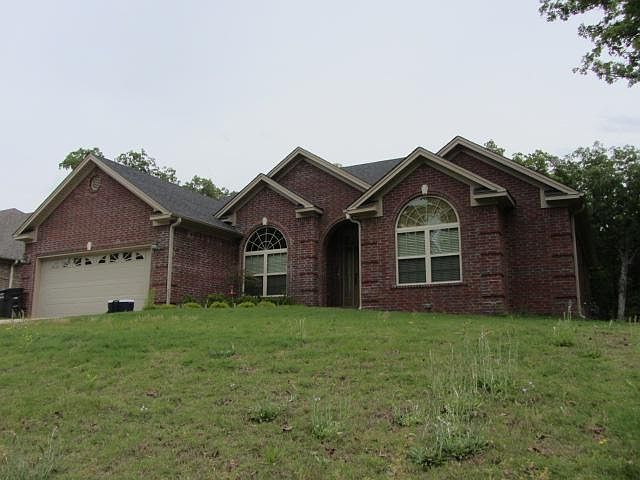 1st image of 401 Forest Glen Cv