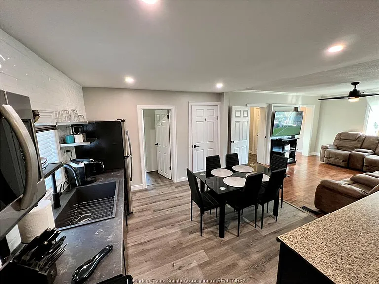 600 Park St W #1 — Photo 10