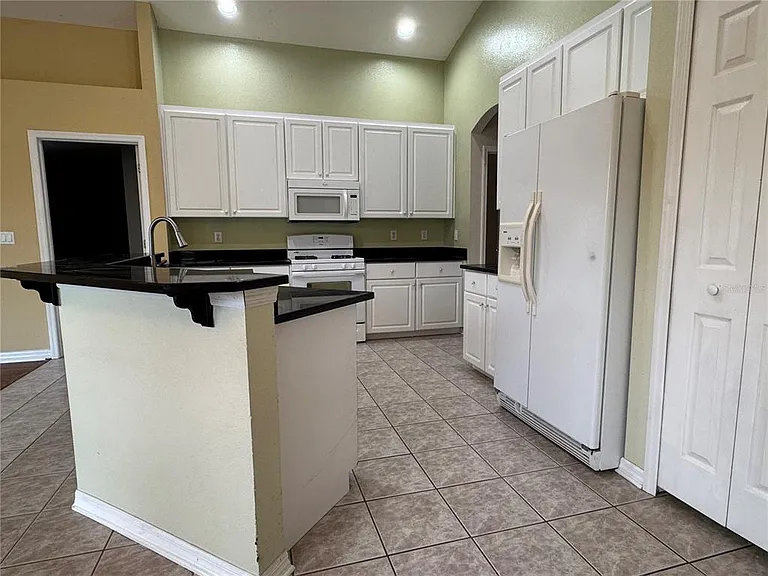 10207 Quails Landing Ave — Photo 11