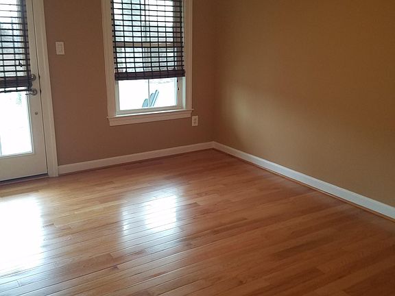 5th image of 36300 Day Lily Pkwy