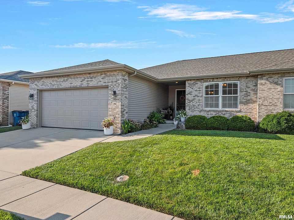 1st image of 2919 Meadowbrook Rd #29