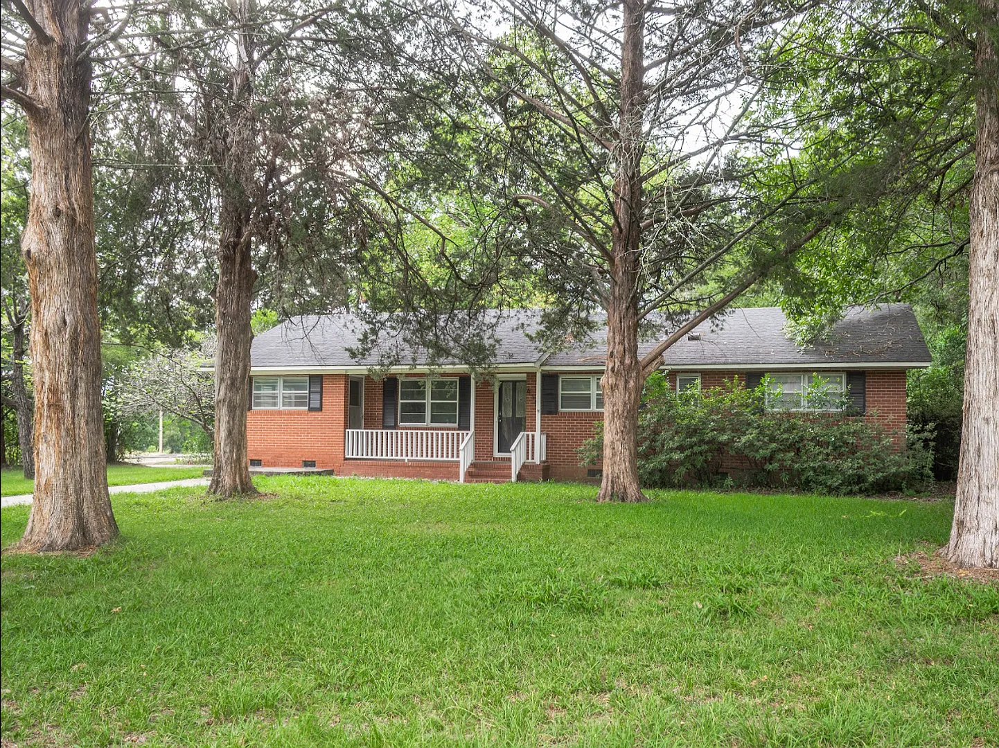 411 College Blvd. — Photo 1