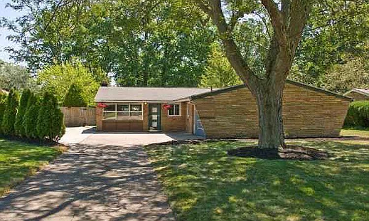 1st image of 2481 Brantwood Dr