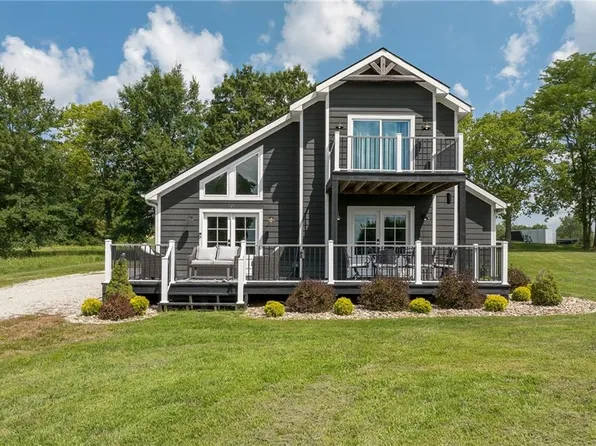921 Lake Viking Ter, Gallatin, MO 64640