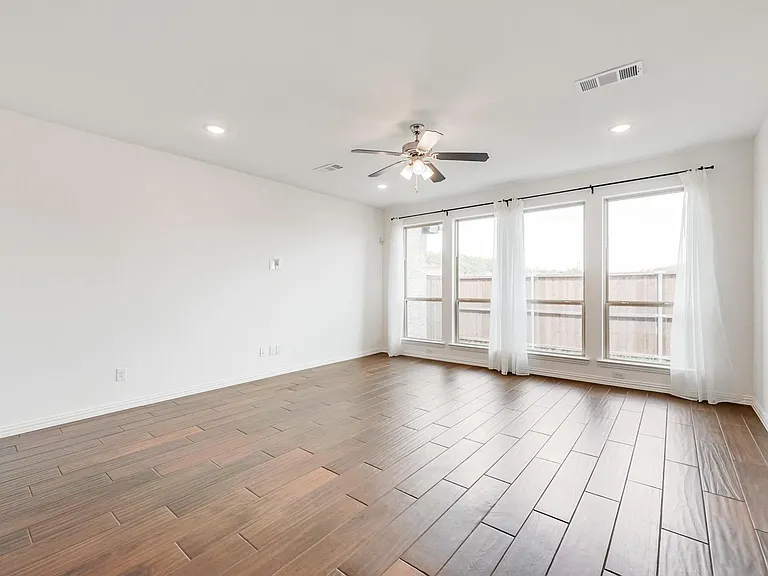 3917 Morel Dr — Photo 11