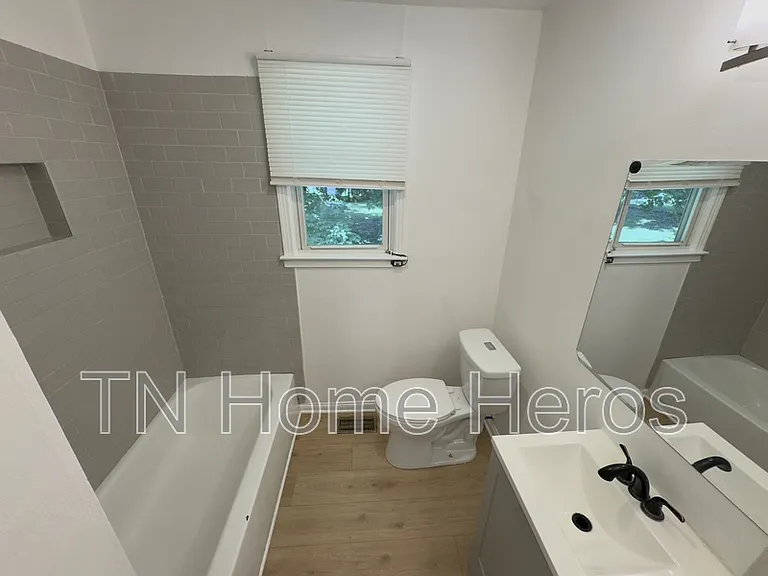 610 Demoss St — Photo 6