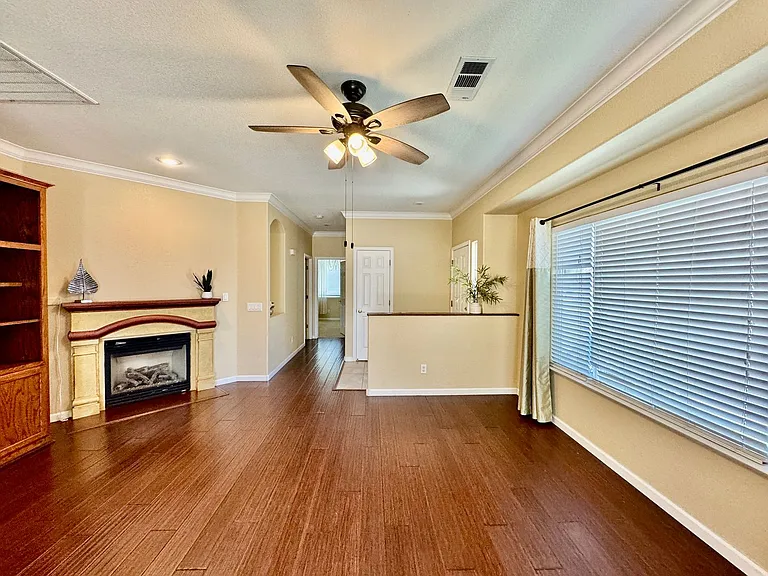 824 El Tesoro Ln — Photo 3