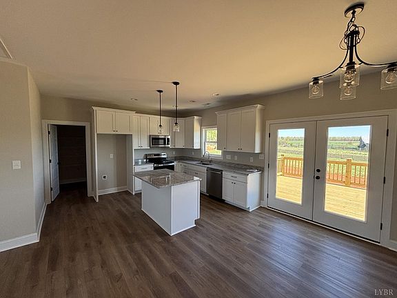 4th image of 10384 Leesville Rd