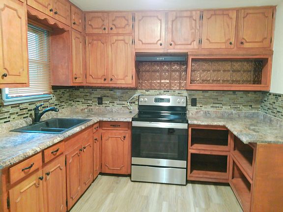 2nd image of 4026 Brentwood Dr