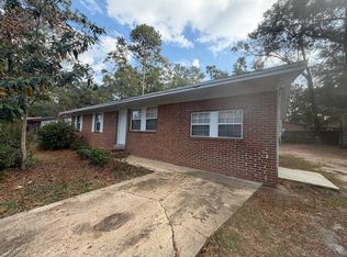 1013 Silver Ridge Dr, Tallahassee, FL 32305