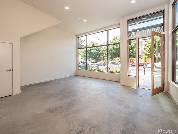 3rd image of 3834 California Ave. Sw