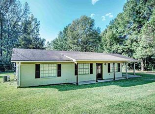 1022 Smith Bradley Ln, Hazlehurst, MS 39083