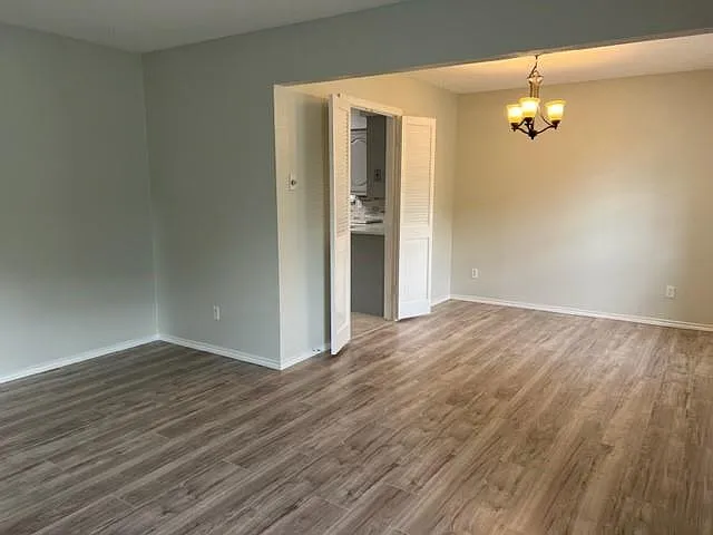 507 S Grove Rd — Photo 3