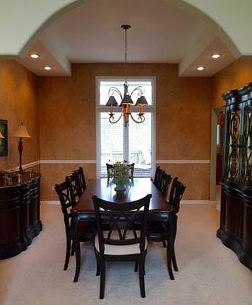 4th image of 555 Winding River Ct