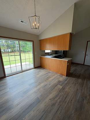 5th image of 133 Lawndale Ln