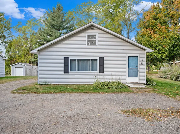 457 S Burr Oak Rd, Colon, MI 49040