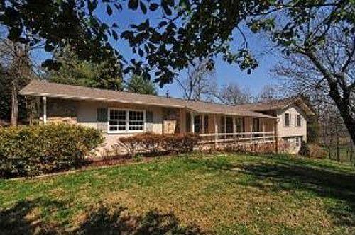 3rd image of 5421 Riverbend Dr