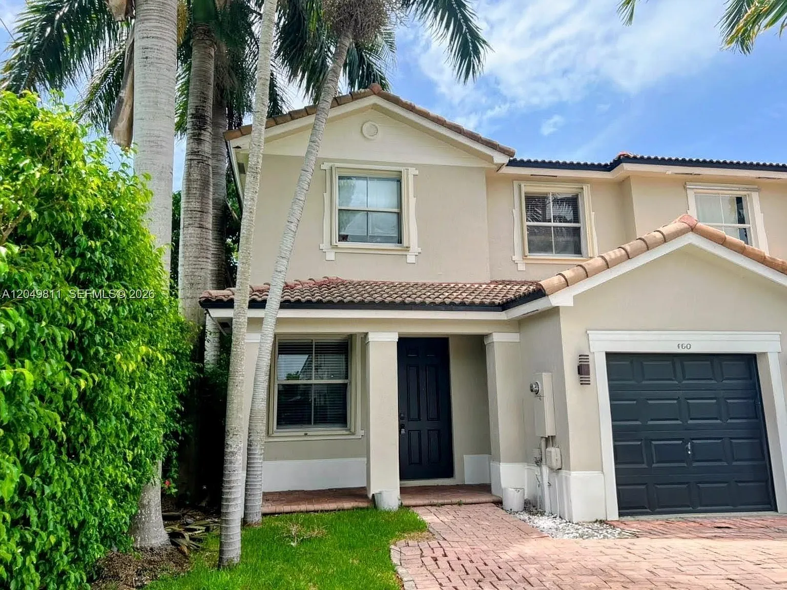 Floridian Isles South — Photo 1