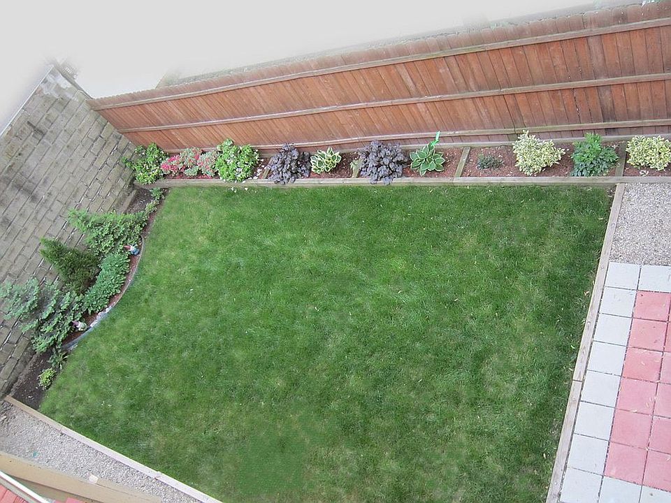 21 Cottage St