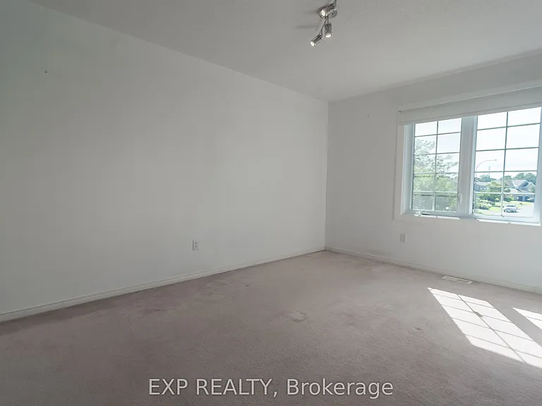 28 Chartwell Ave — Photo 39
